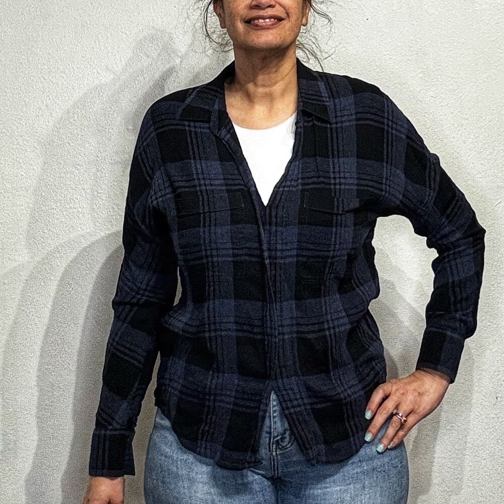 Vince Blue Plaid Long Sleeve Pullover Top Sz M